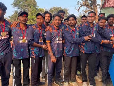 फरसगांव: फूपगांव में आयोजित क्रिकेट मैच प्रतियोगिता का समापन, स्टार इलेवन फूपगांव ने जीता खिताब