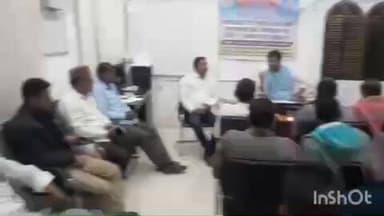 राजापाकर: लंबित मानदेय के भुगतान को लेकर अनुरक्षकों का शिष्टमंडल राजापाकर वीडियो से मिला