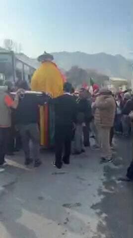 करसोग: शिवरात्रि महोत्सव की पहली शोभायात्रा में सराज घाटी के देवता भड़के, प्रशासन और पुलिस के छूटे पसीने, लाइव वीडियो हुआ वायरल