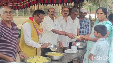 శృంగవరపుకోట: పుణ్యగిరి యాత్రికులకు అండగా వాకర్స్ క్లబ్.. మహాశివరాత్రి వేళ ఘనంగా అన్నప్రసాద వితరణ."