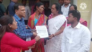 জয়পুর: জয়পুর ব্লকের যুব সাথী ও খেত মজুর ভাতার জন্য আবেদন শিবিরে সভাধিপতি