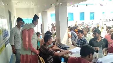 করিমপুর ১: করিমপুরে যুবসাথী প্রকল্পের রেজিস্ট্রেশন ক্যাম্পে এসে পরিদর্শন করলেন বিধায়ক বিমলেন্দু সিংহ রায়