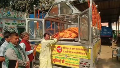 गोरौल: पार्षद के निधन पर मुख्य पार्षद ने दी श्रद्धांजलि