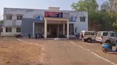 सिहोरा: खितौला थाना क्षेत्र में रेलवे फाटक के पास रंजिश के चलते युवक पर चाकू से हमला, आरोपी फरार