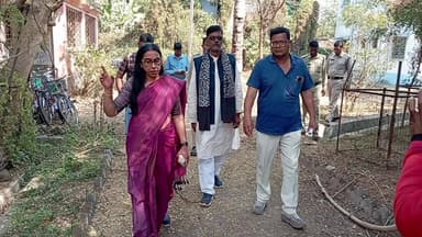 গড়বেতা ১: গড়বেতা ১নং BDO অফিসে যুব সাথী প্রকল্পের ফরম পূরণ ক্যাম্পে হাজির হলেন বিধায়ক