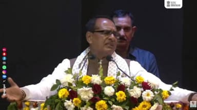 प्रधानमंत्री के नेतृत्व में उत्पादन व आय बढ़ाने हेतु मशीनीकरण व तकनीक से कम लागत में अधिक लाभ का प्रयास जारी।