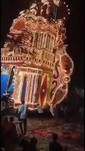 வேலூர்: வேலூர் பாலாற்றங்கரையில் 60 அடி தேர் சாய்ந்து விபத்து படுகாயம் அடைந்த ஏழு பேர் அரசும் மருத்துவமனையில் அனுமதி