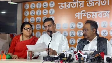 রাজারহাট: সল্টলেকে বিজেপির পার্টি অফিসে বামমন্ত্রীর কন্যা কস্তুরী গোস্বামীর বিজেপিতে যোগ