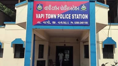 વાપી: બલિઠા ને. હાન. 48 બોમ્બે હોટલ પાસે એક અજાણ્યા વાહન ચાલકે ૪૧ વર્ષીય ઈસમને અડફેટે લેતા મોત,ફરિયાદ નોંધાઈ