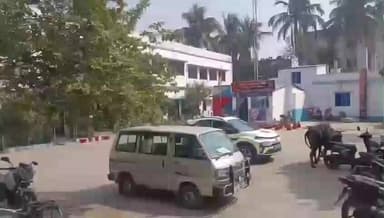 নবদ্বীপ: গৃহবধূর অস্বাভাবিক মৃত্যুর ঘটনায় বাবলারি এলাকা থেকে শাশুড়ি সহ দুজনকে গ্রেফতার করে আদালতে পেশ করল পুলিশ