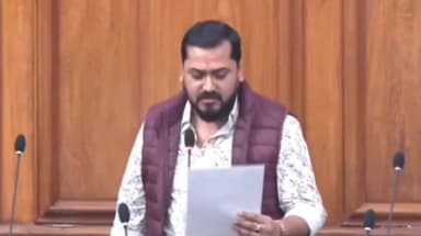 बेलसंड: बेलसंड और रुन्नीसैदपुर के 1600 किसानों के ₹85 करोड़ मुआवजे की विधायक ने उठाई मांग