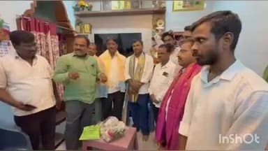 పరిగి: పరిగి పట్టణంలోని అయ్యప్ప కాలనీలో నూతన కౌన్సిలర్లను సన్మానించిన కాలనీవాసులు
