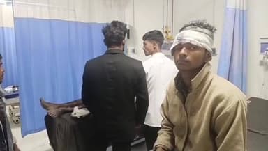 पचरुखी: दीनदयाल पुर में जमीनी विवाद में जमकर मारपीट, चार लोग घायल, इलाज जारी