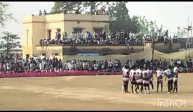 हिरणपुर: गोपालपुर फुटबॉल फील्ड में खेल के बीच कुप्रथाओं पर जागरूकता, विदेशी खिलाड़ी को देखने उमड़ी भीड़