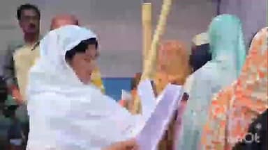 রতুয়া ১: যুব সাথী প্রকল্পের শিবির পরিদর্শন করে রতুয়ায় কারা এই প্রকল্পের পরিষেবা পাবেন না বোঝালেন তৃণমূল নেত্রী