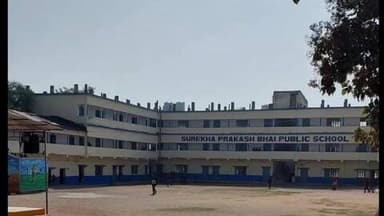 चौपारण: मैट्रिक परीक्षा केंद्र पर तिलक-मौली को लेकर हंगामा, प्राचार्या ने आरोपों को नकारा