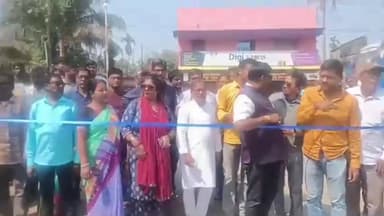 হরিণঘাটা: পথশ্রী রাস্তার উদ্বোধন হরিণঘাটা পৌরসভার ৮ নম্বর ওয়ার্ডে