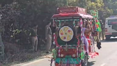 दिनदहाड़े झपटमारी: पाली-शाहाबाद मार्ग पर महिला सभासद की बहू से सोने के झाले नोचकर फरार