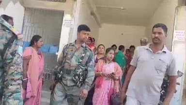 हंटरगंज: *हंटरगंज में नौकरी का झांसा देकर NGO ने महिलाओं को ठगा,दर्जनों पीड़ित महिलाओं ने की शिकायत*