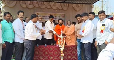 ಗೋಕಾಕ: ದೂಪದಾಳ ಗ್ರಾಮದಲ್ಲಿ ವಿವಿಧ ಕಾಮಗಾರಿಗಳಿಗೆ ಚಾಲನೆ ನೀಡಿದ ಶಾಸಕ ರಮೇಶ ಜಾರಕಿಹೊಳಿ