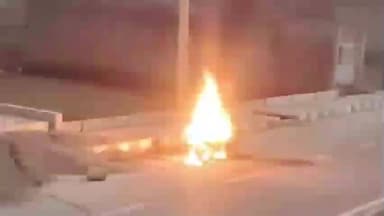 मनिहारी: एनएच 131ए मनिहारी: पोगलबाड़ी सर्विस सड़क पर खड़ी बाइक में लगी आग, 25 मिनट तक जलती रही