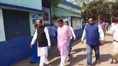 মঙ্গলকোট: মঙ্গলকোটে ‘যুবসাথী’ রেজিস্ট্রেশন ক্যাম্পে সাংসদ অসিত মাল, উপচে পড়া ভিড় আবেদনকারীদের