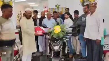 हैदरनगर: हुसैनाबाद एसडीपीओ ने हैदरनगर में हीरो बाइक शोरूम का उद्घाटन किया, मिलेगी बेहतर सुविधा