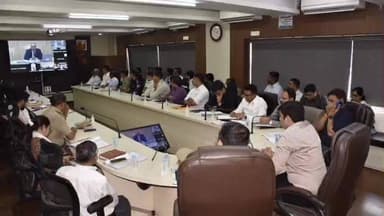 માંડવી: કાકરાપાર મોક એક્સરસાઇઝ, કલેક્ટરની અધ્યક્ષતામાં બેઠક.