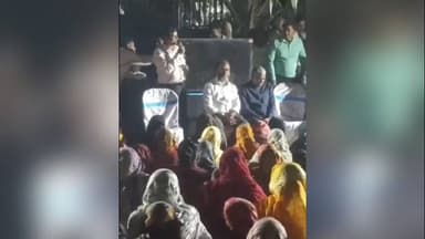 খড়গ্রাম: লক্ষ্মী এলো ঘরে কর্মসূচিতে উপস্থিত জঙ্গিপুরের সাংসদ ও খড়গ্রামের বিধায়ক