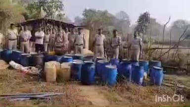 ବାଣପୁର: ବାଣପୁର ଅବକାରୀ ପୋଲିସ ର କାନ୍ଦୁଲ ସାହିରେ ଚଢ଼ାଉ