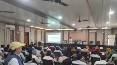 चरखारी: चरखारी विकासखंड में राष्ट्रीय ग्राम स्वराज अभियान योजना के तहत ग्राम पंचायत सदस्यों का एक दिवसीय प्रशिक्षण आयोजित