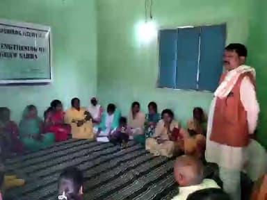 दाड़ी: युवा संस्था हजारीबाग की हुई बैठक, मुखिया देवकी महतो रहीं मुख्य अतिथि