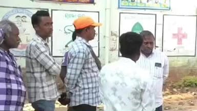 ପାଟଣାଗଡ: ବଣାଇମୁଣ୍ତା ସେବା ଶ୍ରମ ହାଇସ୍କୁଲ ହଷ୍ଟେଲ ରୁ ଛାତ୍ର ନିଖୋଜ ଘଟଣାର ତଦନ୍ତ କଲେ ଜିଲ୍ଲା ମଙ୍ଗଳ ଅଧିକାରୀ