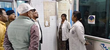 धमदाहा: जिलाधिकारी द्वारा गठित तीन सदस्यीय टीम ने सीएचसी व एपीएचसी का किया औचक निरीक्षण, कई खामियां हुईं उजागर