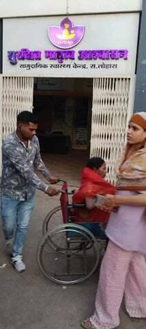 सहसपुर लोहारा: ग्राम तालपुर के पास तेज रफ्तार बाइक सवार 3 लोग अनियंत्रित होकर गिरे, एक महिला घायल होकर लोहारा अस्पताल में भर्ती