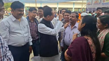 কেতুগ্রাম ২: কেতুগ্রামে ‘যুবসাথী’ ক্যাম্পে ভিড়, পরিদর্শন করলেন সাংসদ অসিত মাল