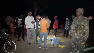 डुमरी: डुमरी-गिरिडीह मार्ग पर लटकट्टो के पास दर्दनाक हादसे में महिला मजदूर की मौत