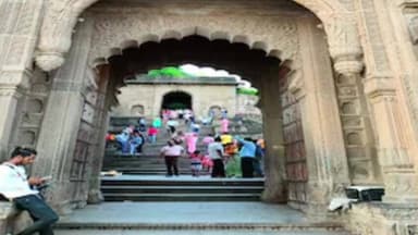 महेश्वर: महेश्वर में लगा देश-विदेश के मेहमानों का जमावड़ा, अहिल्याबाई होल्कर की याद में चार दिवसीय महाआयोजन