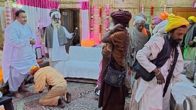 #नैमिषारण्य: बीते वर्ष की भांति 84कोसी दधीचि परिक्रमा में पधारने का आग्रह करने भिन्न भिन्न पंथ समुदाय से ब्यास पीठ धाम प...