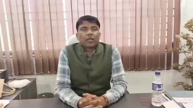 तोपचांची: नगर निगम चुनाव को लेकर मतदाताओं को जागरूक करने के लिए उपायुक्त कार्यालय से प्रचार वाहन रवाना