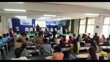 શહેરા: શહેરાની સરકારી વિનયન કૉલેજ ખાતે ‘મહિલા જાગૃતિ અભિયાન’ વિષય પર સેમિનારનું આયોજન કરાયું હતું