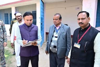 भागलपुर 17 फरवरी 2026, जिलाधिकारी, भागलपुर डॉ. नवल किशोर चौधरी ने आज जगदीशपुर प्रखंड अंतर्गत बैजानी पंचायत का विस्तृत द...