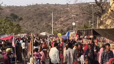 कैलाशपुरी मेले में उमड़े ग्रामीण, किए एकलिंगनाथ के दर्शन
#rajsamandnews #jaivardhannews
##udaipurnews
राजसमंद और उदयप...