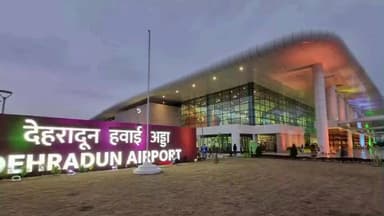 डोईवाला: जॉलीग्रांट एयरपोर्ट पर ओला, उबर और रैपिडो की एंट्री की तैयारी, स्थानीय टैक्सी यूनियनों ने किया विरोध