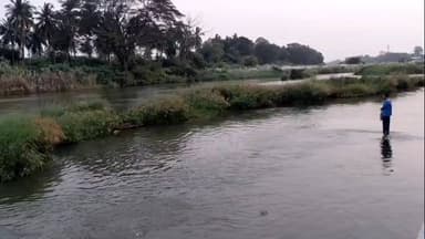 திருநெல்வேலி: குறுக்குத்துறை முருகன் கோவிலில் லட்ச தீப விழா. திரளான பக்தர்கள் தரிசனம்.