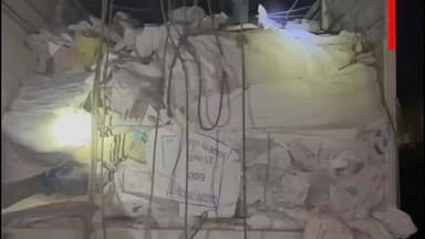 ડભોઇ: મીણીયાની ફાટેલી થેલીઓની આડમાં હેરાફેરી,LCBએ વિદેશી શરાબના જથ્થા ભરેલી ટ્રક ઝડપી પાડી