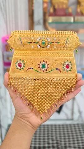 कोई भाई ने बैंक से गोल्ड लोन लिया है और अब बैंक आप का सोना बेच रही है और आप छुङा नही सकतै तो संपर्क करे आज ही 8104928716