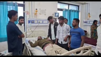 डेहरी: चिलबिला गांव पुल के पास हादसा: स्कूटी सवार युवक की मौत, होमगार्ड गंभीर रूप से घायल