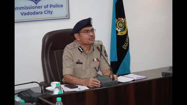 વડોદરા દક્ષિણ: વડોદરા: SSC-HSC,CBSEની પરીક્ષા પૂર્વે બોમ્બ બ્લાસ્ટનો માહોલ, પોલીસ અને શાળા સંચાલકોની મીટીંગ