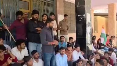 पचपदरा: MBR राजकीय पीजी महाविद्यालय की भूमि अन्य स्थान पर आवंटित करने के निर्णय के विरोध में आरएलपी नेता का संबोधन